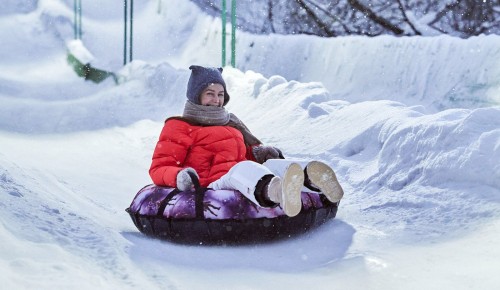 Лыжи, катки и керлинг: как отметить День зимних видов спорта в Москве