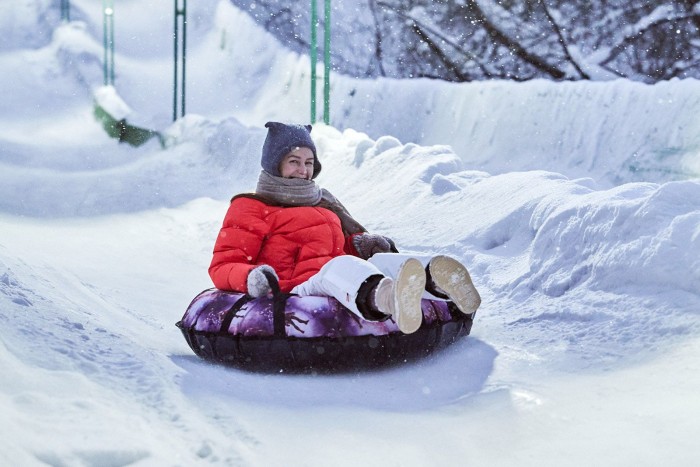 Лыжи, катки и керлинг: как отметить День зимних видов спорта в Москве