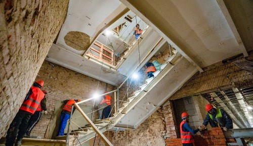 Собянин: Здание школы № 1574 обновляют, сохраняя его архитектурную уникальность