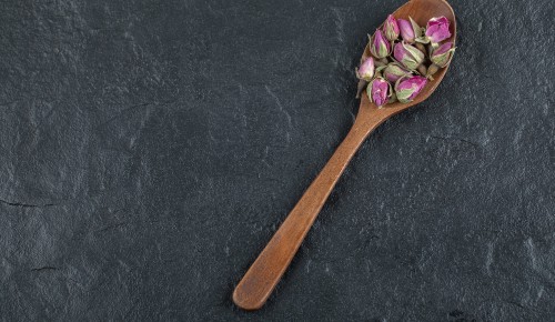 В библиотеке №191 прошел мастер-класс по созданию ложки-оберега