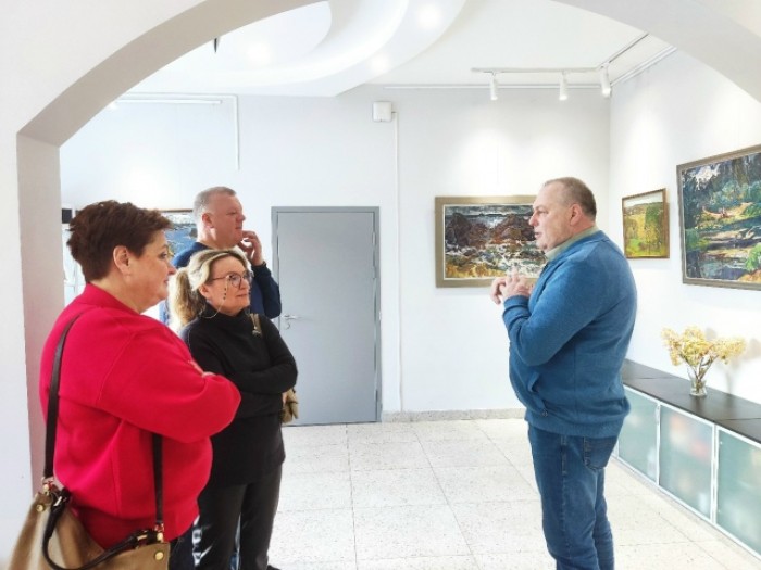 В галерее «Листок» состоялось открытие выставки живописи Наума Генина