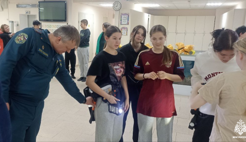 Профилактическое мероприятие по пожарной безопасности прошло в реабилитационной школе-интернате № 32