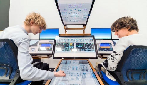 Собянин: Более 400 партнеров сотрудничают с предпрофессиональными классами