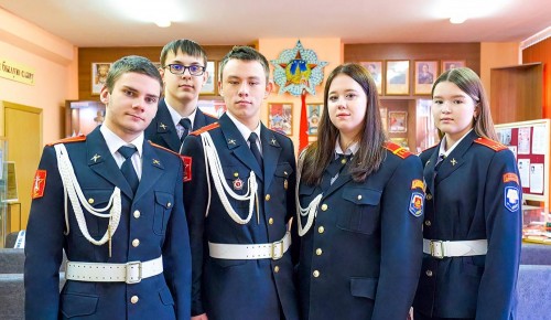 Собянин: Более 20 тыс. московских школьников обучаются в кадетских классах