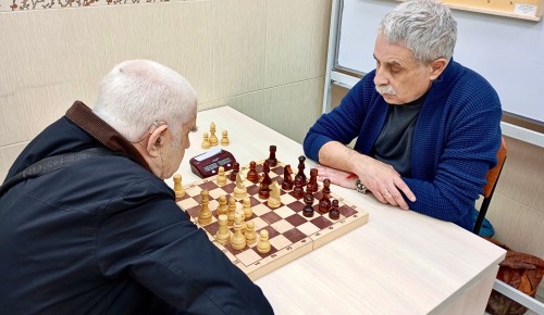 В Обручевском районе прошел турнир по шахматам памяти Виктора Мельника