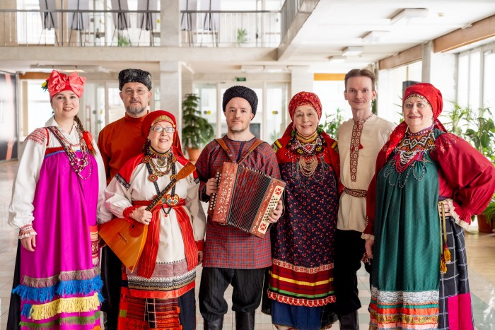 Живая традиция в ЮЗАО: ансамбль, где начинала Кадышева, отмечает 50-летие