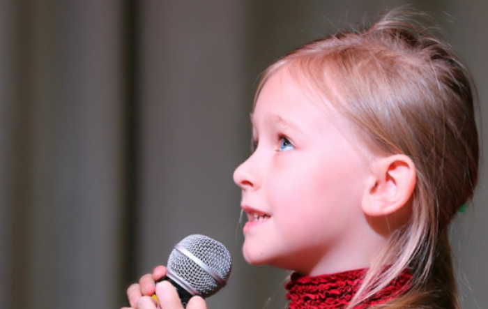 125 детей поучаствовали в посвященном Агнии Барто конкурсе чтецов в библиотеке Академического района