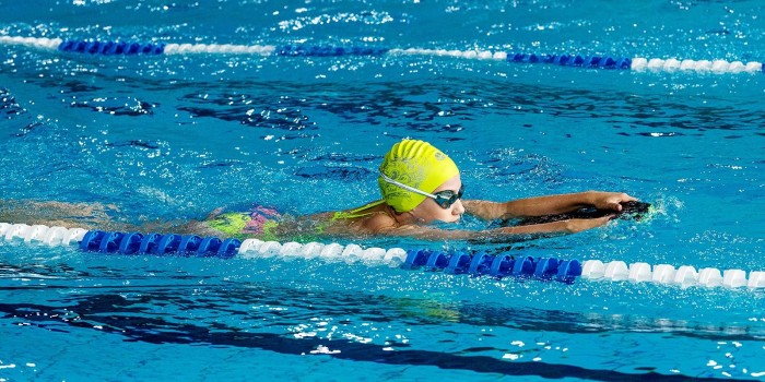 Команды Обручевского района завоевали две медали на соревнованиях по плаванию для лиц с ОВЗ