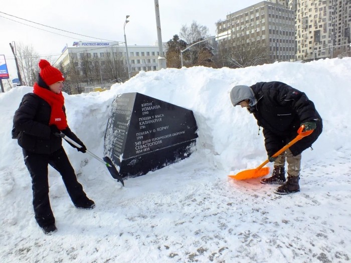 В Котловке привели в порядок памятные места