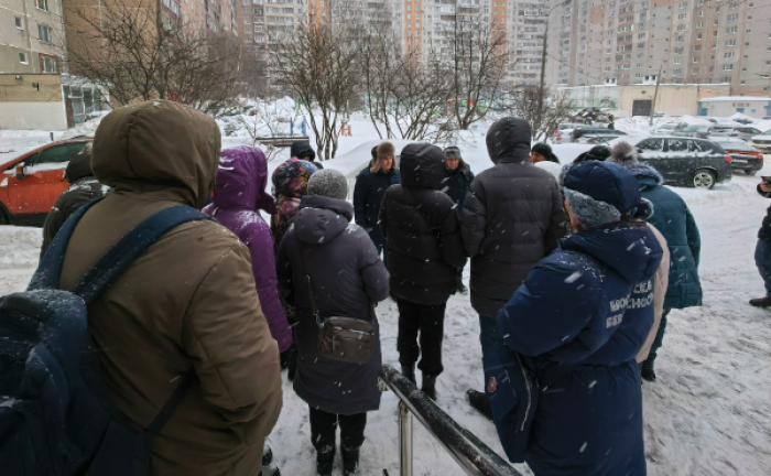 Глава управы Северного Бутова обсудил насущные вопросы с жителями Старобитцевской улицы