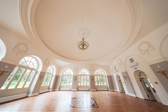 В усадьбе Воронцово влюбленные могут зарегистрировать брак