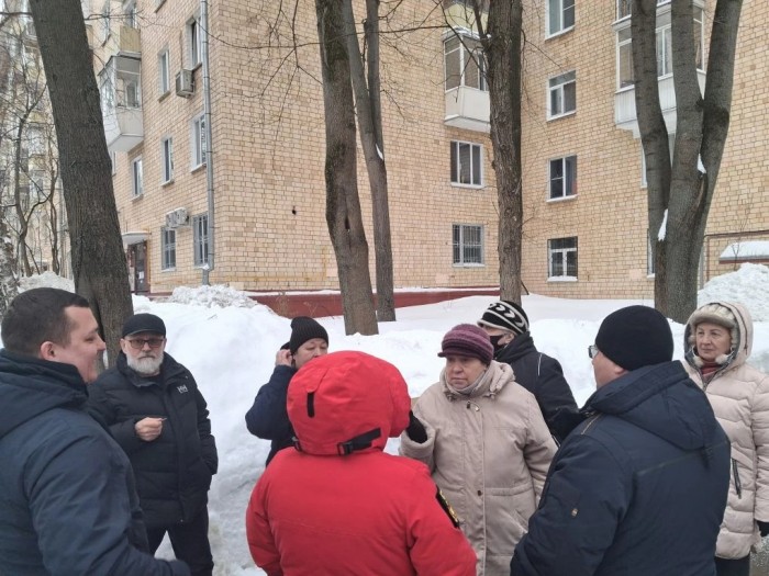 В Ломоносовском районе провели осмотр территории