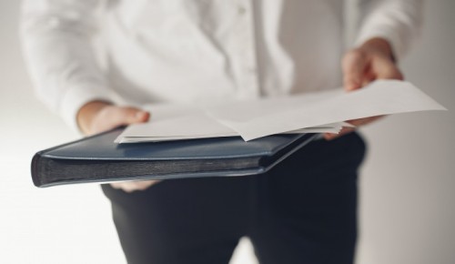 В Ломоносовском районе пресекли незаконное объединение квартиры с лоджией