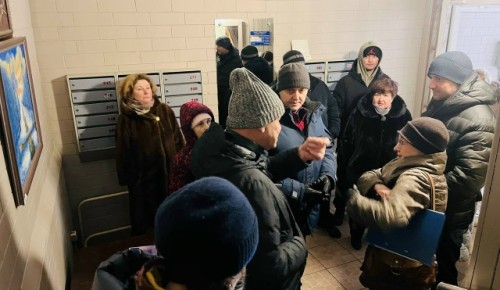 В Теплом Стане осмотрели дом на улице Академика Варги