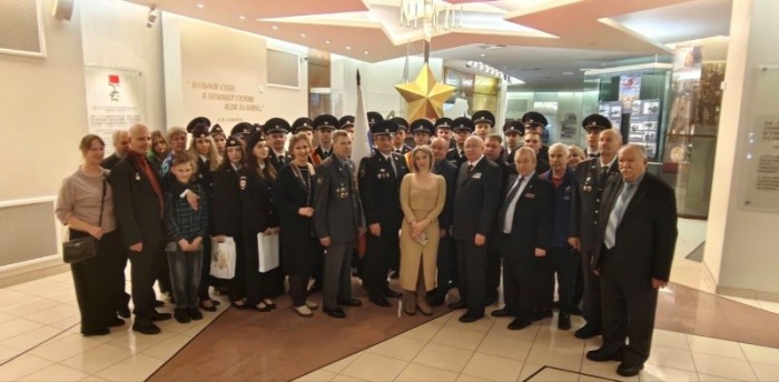 Полицейские УВД по ЮЗАО столицы торжественно приняли Присягу сотрудника органов внутренних дел в Музее Героев Советского Союза и России