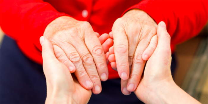 Волонтеры школы №1205 посетили дом престарелых в Можайске