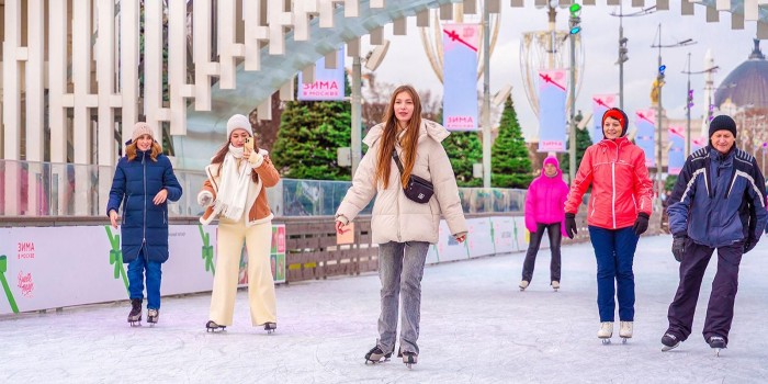 Катки ЮЗАО вошли в топ лучших мест для зимнего отдыха в Москве