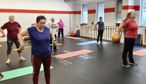 Занятие по суставной гимнастике прошло в центре «Атлант» на Литовском бульваре
