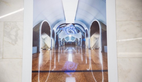 Экспозиция, посвященная БКЛ,  доступна в переходе между станциями метро «Новаторская»