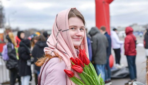 Более 6,5 тыс. человек посетили в ЮЗАО мероприятия к Международному женскому дню