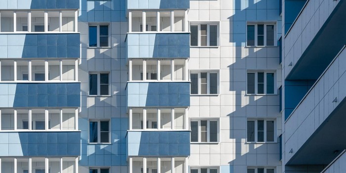 В проезде Одоевского отремонтировали дом, возведенный в 1981 году