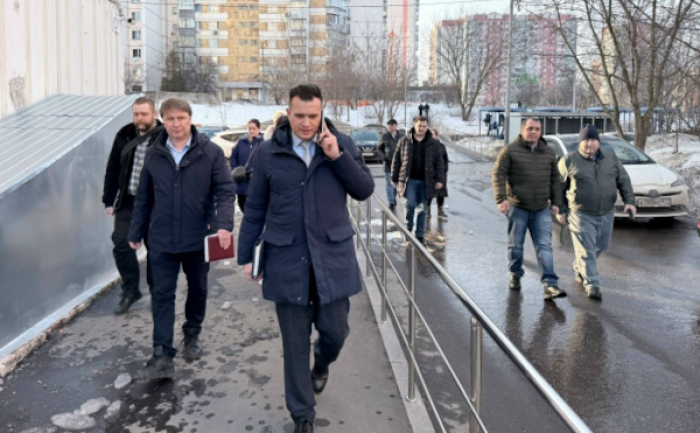 Жители улицы Грина встретились с главой управы Северного Бутова