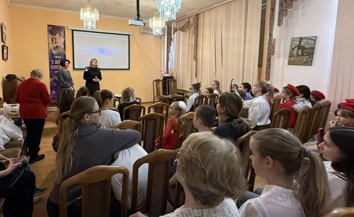 В библиотеке №179 провели конкурс творческих работ для учащихся школ и студий