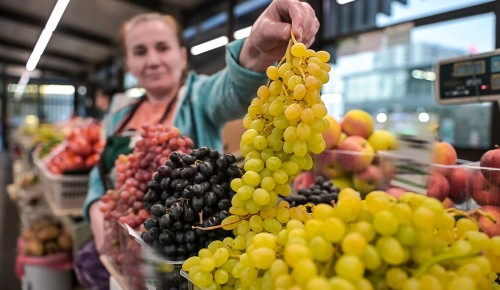 На ярмарке в Зюзине можно попробовать киви, выращенное в Крыму
