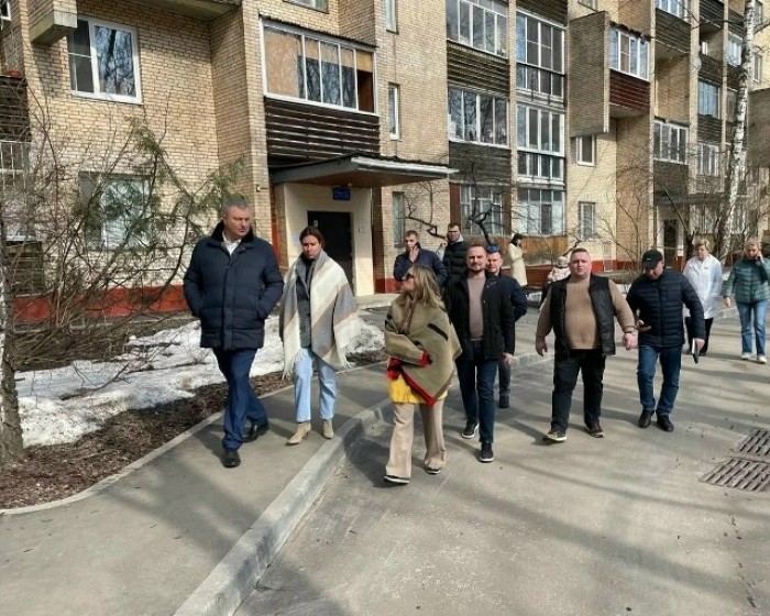 Около дома на Ленинском проспекте отремонтируют асфальтовое покрытие