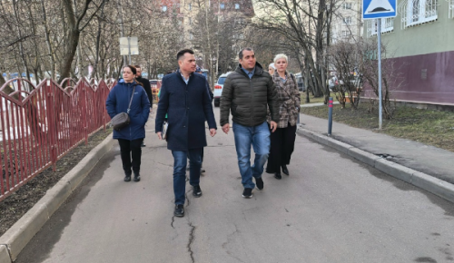 Глава управы Северного Бутова провел обход трех улиц
