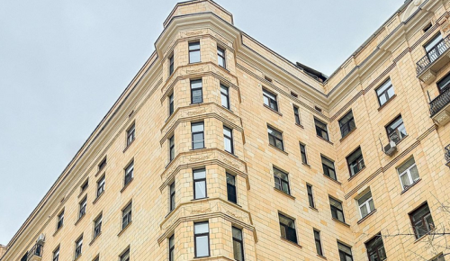 Жителям ЮЗАО рассказали о капремонте дома в Гагаринском районе