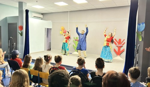 В Теплом Стане прошел концерт ко Дню работников культуры