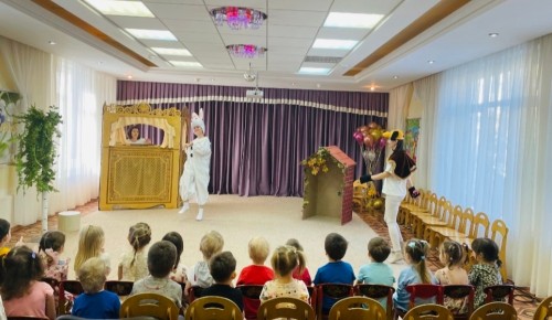 В детсаду школы №117 прошла Неделя театра
