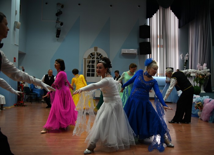 В школе №1492 впервые прошел «Весенний бал»