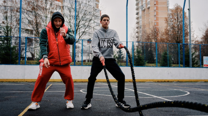 Жители Северного Бутова могут присоединиться к бесплатным тренировкам по фитнесу на свежем воздухе