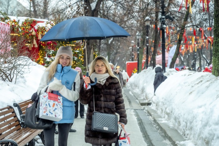 Застывшая весна: синоптики сообщили, ждать ли тепла и солнца в Москве 8 Марта