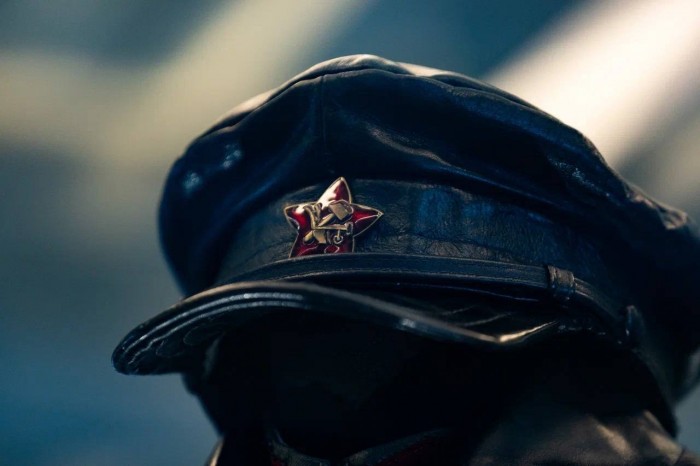 На станции метро «Воробьёвы горы» открылась выставка военной формы двух столетий