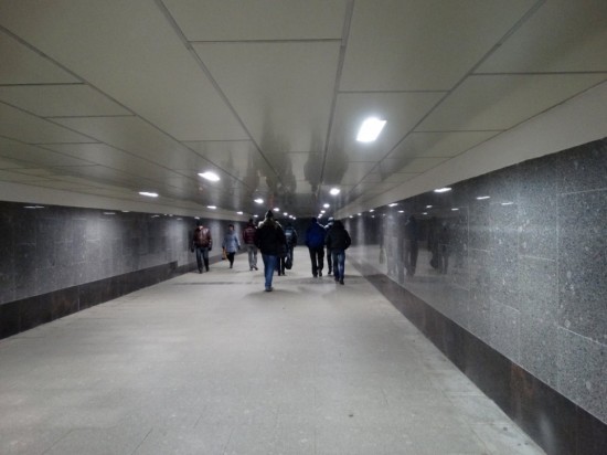 В Обручевском районе построили подземный пешеходный переход через улицу Наметкина