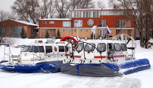 В январе спасатели оказали помощь 13 пострадавшим  на водоемах города