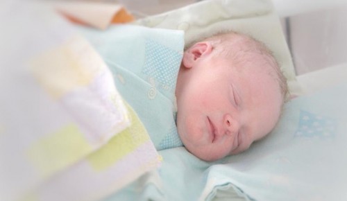 В роддоме ГКБ № 24 родители смогут наблюдать за новорожденными онлайн