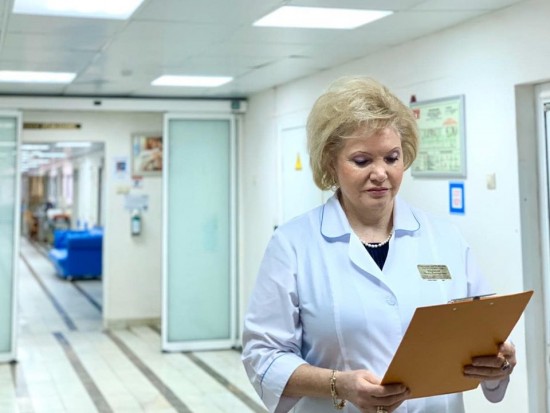 Главврач больницы им. В.В. Виноградова призвала не бояться вызывать скорую помощь