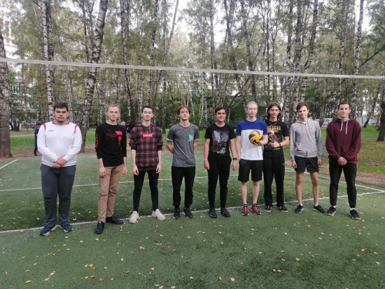 Юные спортсмены Академического района готовы к межрайонным соревнованиям по волейболу