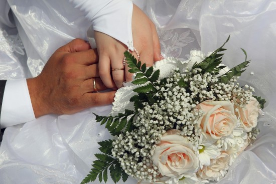 Около 60 пар планируют зарегистрировать брак в Москве 7 января