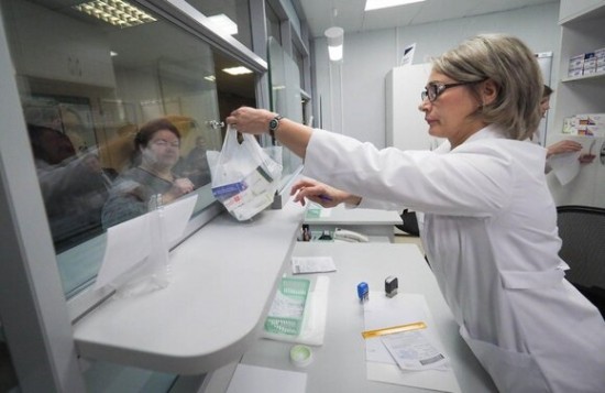 Москва усиливает контроль за оборотом лекарств и другими видами помощи в здравоохранении