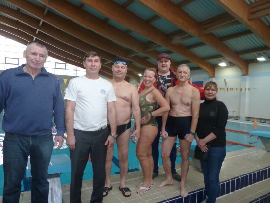 Спортсмены старшего поколения из Черемушек заняли второе место на окружных соревнованиях по плаванию
