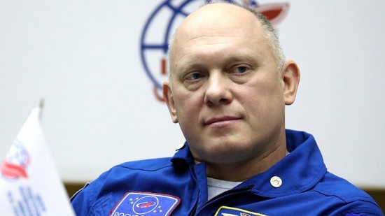 Космонавт-испытатель Артемьев призвал серьёзно воспринимать угрозу COVID-19