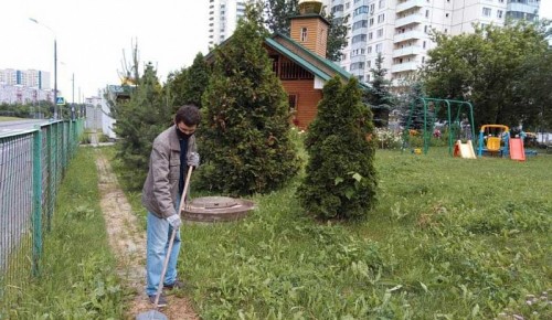 Прихожане храма Святых Праведных Симеона Богоприимца и Анны пророчицы приняли участие в акции «ПостЧистоты»