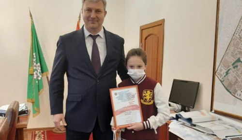 Школьница из Черемушек стала лауреатом конкурса детского рисунка «Наследие моего района»