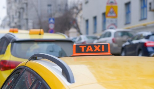 В столице не поддерживают инициативу о запрете мигрантам работать таксистами
