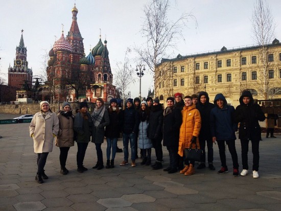 Студенты Губкинского университета посетили самые известные места Москвы